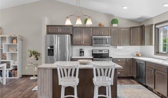 5234 Sundial Ln, Woodbury, MN 55129