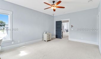 302 Castaway Dr, Bluffton, SC 29910