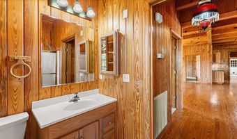1793 Cherokee Dr, Bean Station, TN 37708