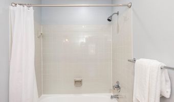 12051 GATEWATER Dr, Potomac, MD 20854