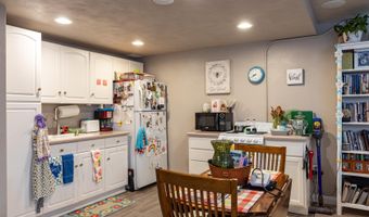 W3042 JUST ABOUT Lane, Appleton, WI 54915