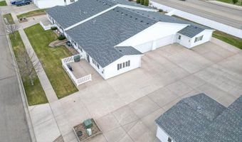 3015 Colorado Dr, Bismarck, ND 58503