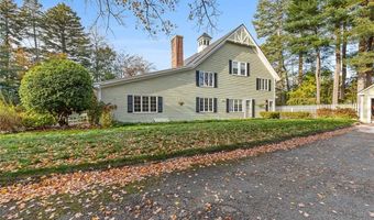 4 Chase Ln, Lincoln, RI 02865