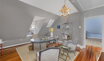 30 Bull St, Newport, RI 02840