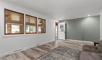 901 S BUCHANAN St, Appleton, WI 54915
