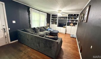 410 N Cypress St, Advance, MO 63730