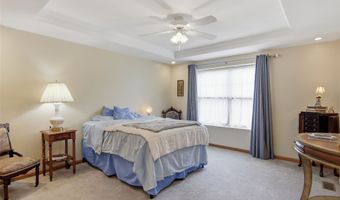 1012 Bartlett Ave, Altoona, WI 54720