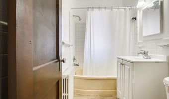 2502 LANGSTON Blvd 2, Arlington, VA 22201