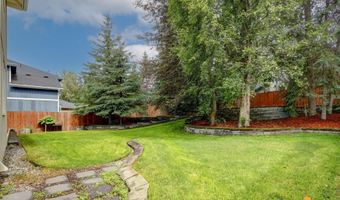 8977 Valley Brook Cir, Anchorage, AK 99507