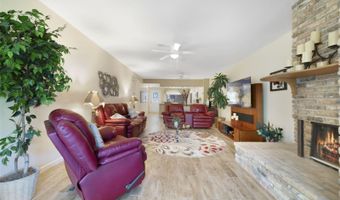 1074 KENSINGTON PARK Ct 101, Altamonte Springs, FL 32714
