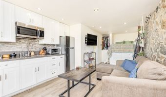 3244 Keahi St, Honolulu, HI 96822