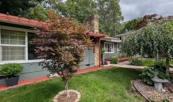 492 Herbert St, Ashland, OR 97520