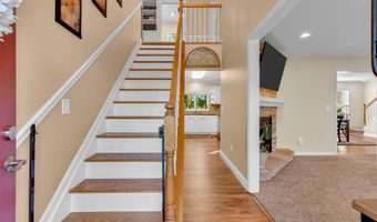 65 Serpentine Dr, Bayville, NJ 08721
