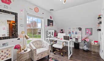 3144 Windmill Ct, Adrian, MI 49221