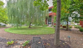505 SE D St, Bentonville, AR 72712