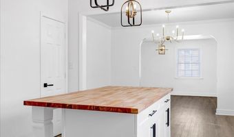 218 S West St, Ahoskie, NC 27910