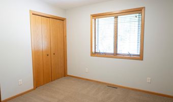 2485 Reeds Villa Ln SW, Alexandria, MN 56308