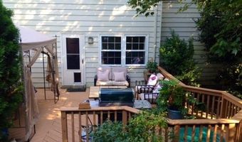 6902 STONEYBROOKE Ln, Alexandria, VA 22306