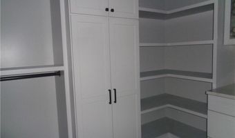176 Vernon St, Warwick, RI 02889