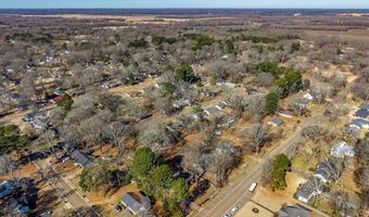 201 College St, Batesville, MS 38606