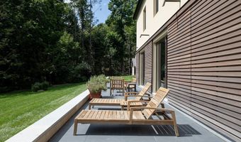 89 Under Mountain Rd, Canaan, CT 06031