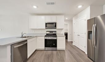 13 CASTERLINE Ct, Dover, DE 19901
