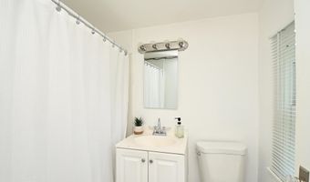 8422 RADFORD Ave, Alexandria, VA 22309