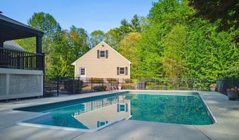 17 Dudley Rd, Brentwood, NH 03833