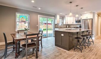 204 SW G St, Bentonville, AR 72712