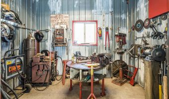 640 Orchard Dr, Bridport, VT 05734