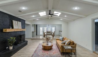 5701 75th St, Lubbock, TX 79424