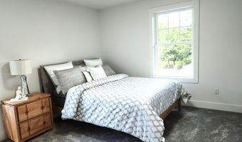 592 Kuehnle Ave, Ann Arbor, MI 48103