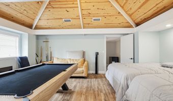 2540 Montyna Ln, Alford, FL 32420