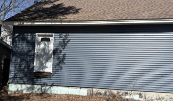24 Prentiss St, Bangor, ME 04401