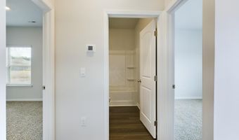 22444 Regent Dr, Athens, AL 35613