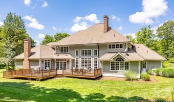 35 Foothills Dr, Avon, CT 06001