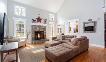 132 Codfish Hill Rd, Bethel, CT 06801