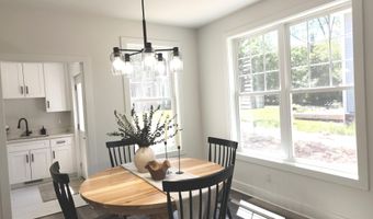 592 Kuehnle Ave, Ann Arbor, MI 48103