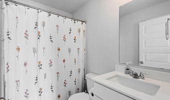 60 Backwater St, Port Royal, SC 29906