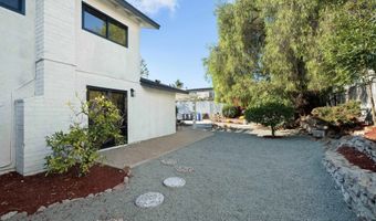 4703 Helix Glen Dr, La Mesa, CA 91941