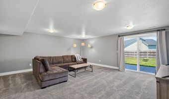 5219 Springbrook Dr, Ames, IA 50014
