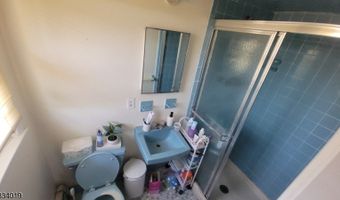692 Mill St, Belleville, NJ 07109