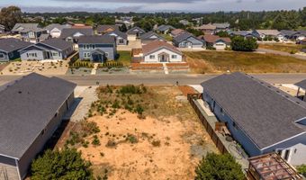 753 SEACREST Dr, Bandon, OR 97411