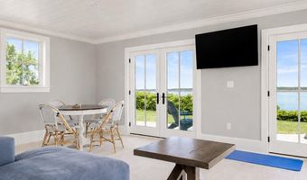 1058 E Shore Rd, Jamestown, RI 02835