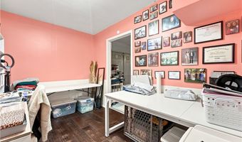 72 Elizabeth Dr, Bella Vista, AR 72715
