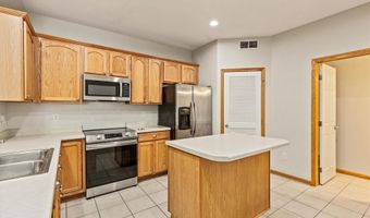 3906 NE Rosewood Ln 3906, Ankeny, IA 50021