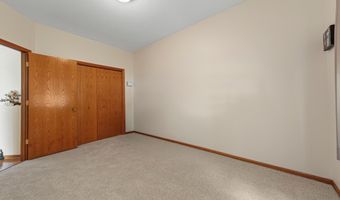 712 W Main St, Arlington, MN 55307