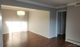 1217 Island Dr 204, Ann Arbor, MI 48105