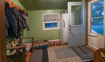 226 Chalk Buttes Rd, Douglas, WY 82633