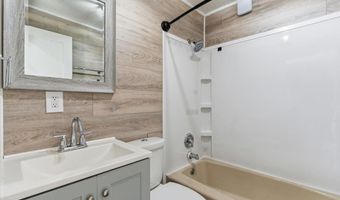 211 Commercial St, Arlington, WI 53911